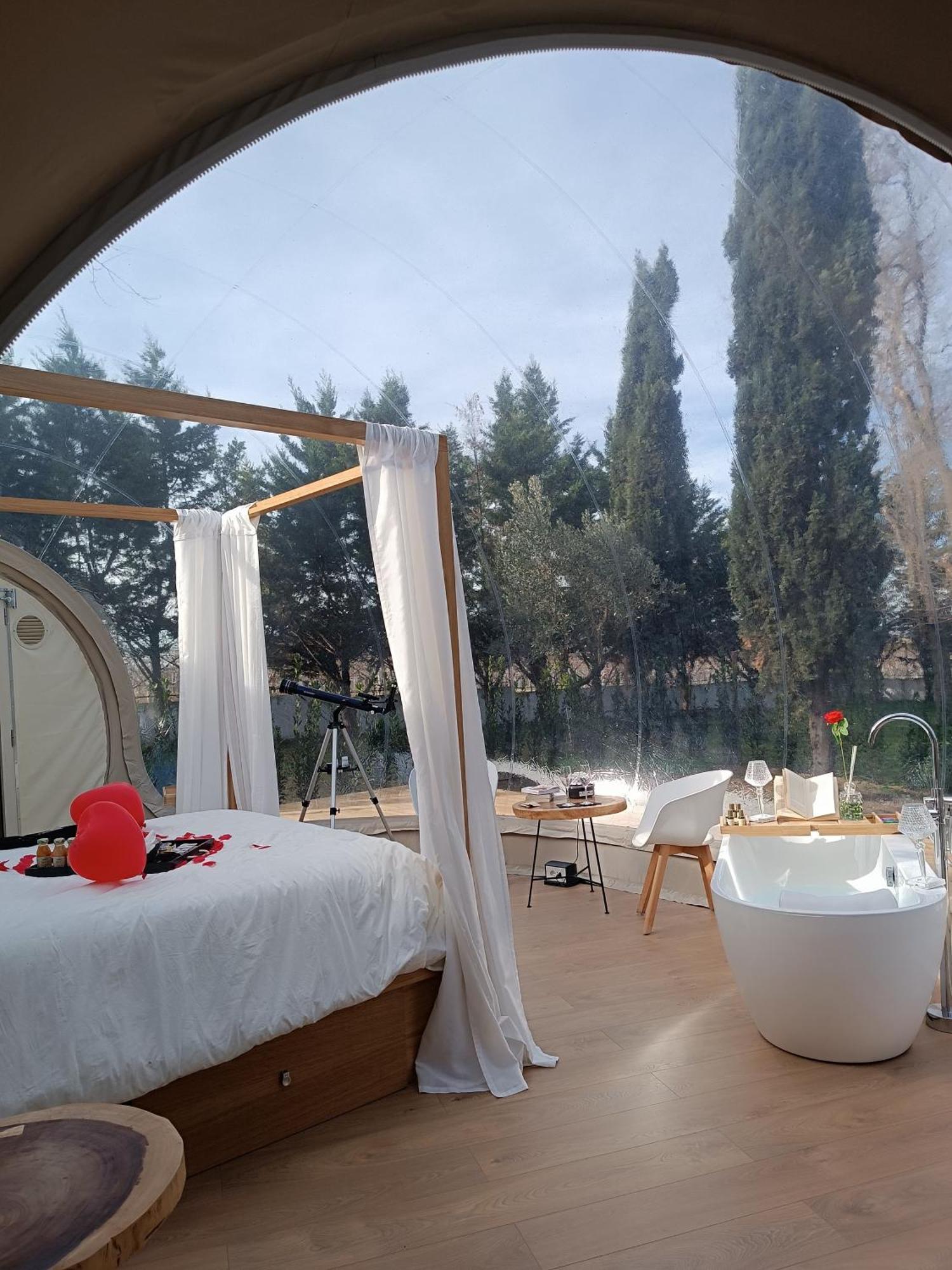 Bubble Room Puglia Villa Bautier Bubblenights Cerignola Bagian luar foto